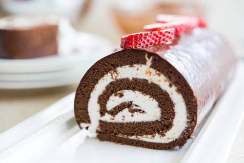 chocolate-swiss-roll-cake-00.jpg